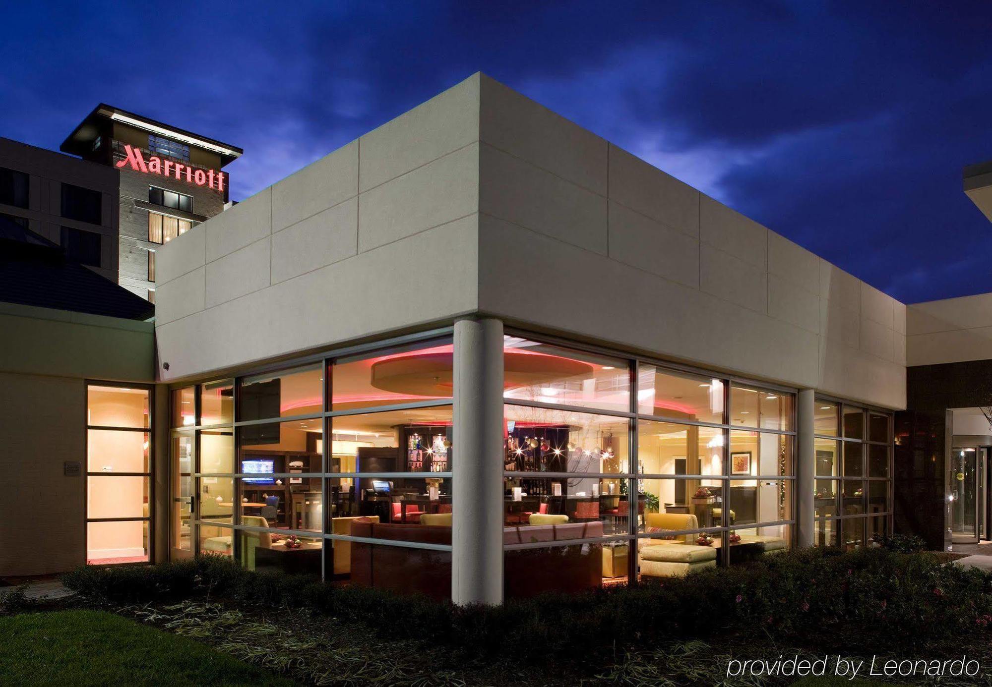 Holiday Inn Chesapeake Exteriér fotografie
