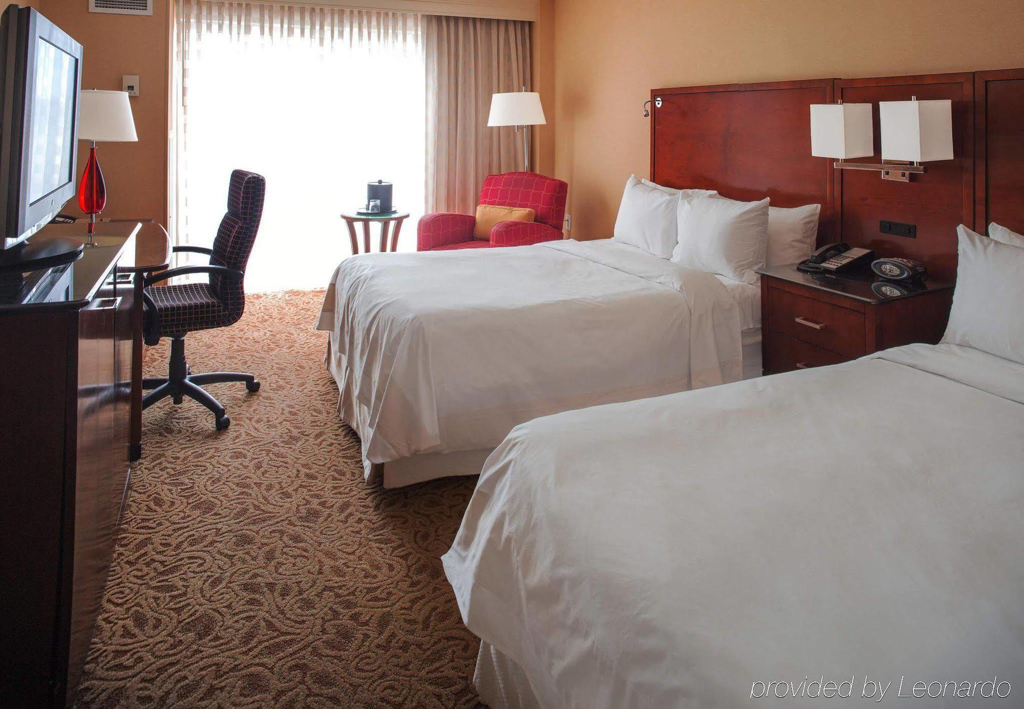 Holiday Inn Chesapeake Exteriér fotografie